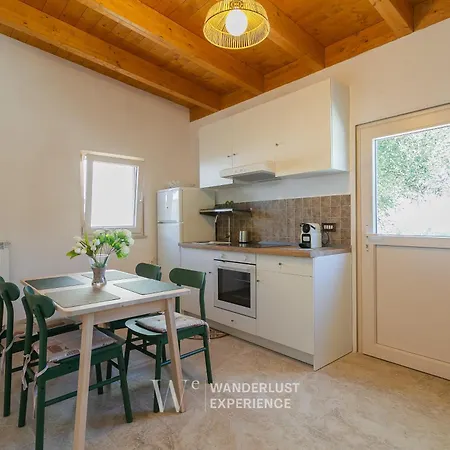 Wanderlust Experience Apulian Hills Macchia di Monte