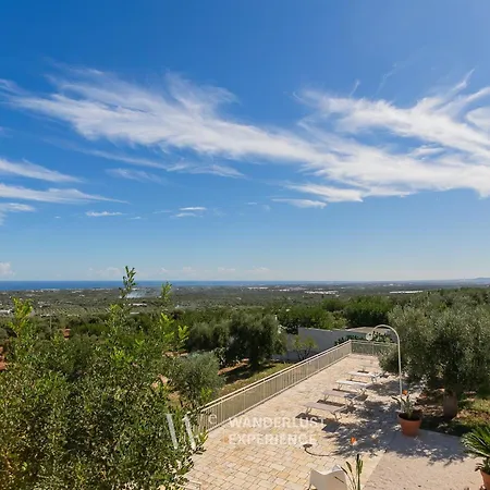 Wanderlust Experience Apulian Hills Villa